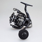 ������� Shimano 17 SUSTAIN 2500 FI