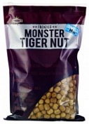 ����� ������� Dynamite Baits 15 ��. Monster Tiger Nut 1 ��.